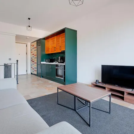 Vacation Apartment *